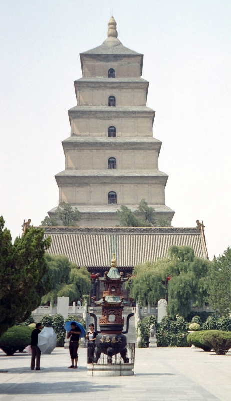 tower, Xian China.jpg